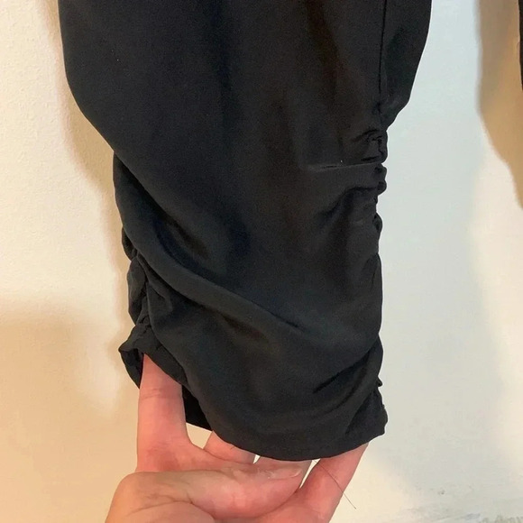 Parker Jumpsuit V Neck Ruched Hem Size XS 100% Silk Black - Picture 6 of 10